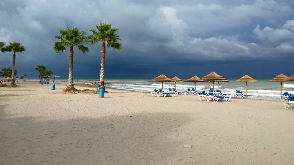 El Apartamento De Marina En Chilches Playa Bagian luar foto